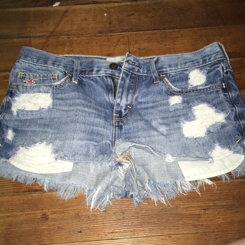 Hollister denim, great condition. Worn a few times